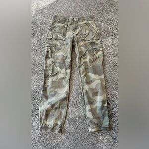 American Eagle Camo Baggy Joggers